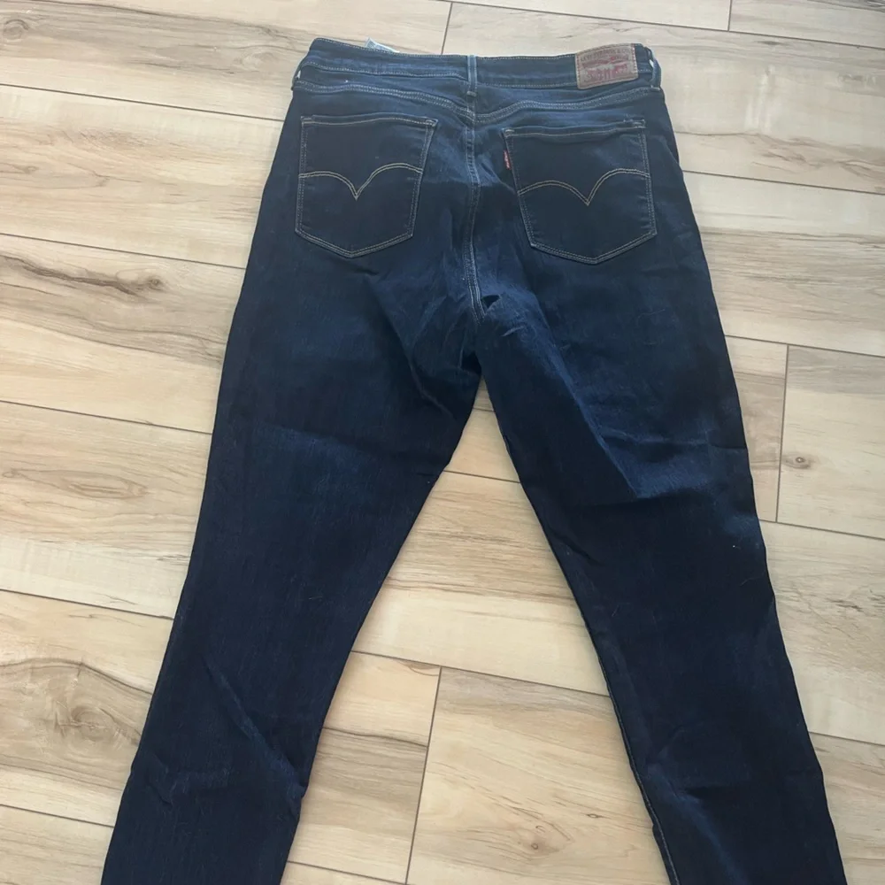 Levi’s High rise skinny jeans size 31 - Picture 5 of 5